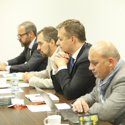 Dyskusje o telekomunikacji: telekomie, podziel się lub zgiń!