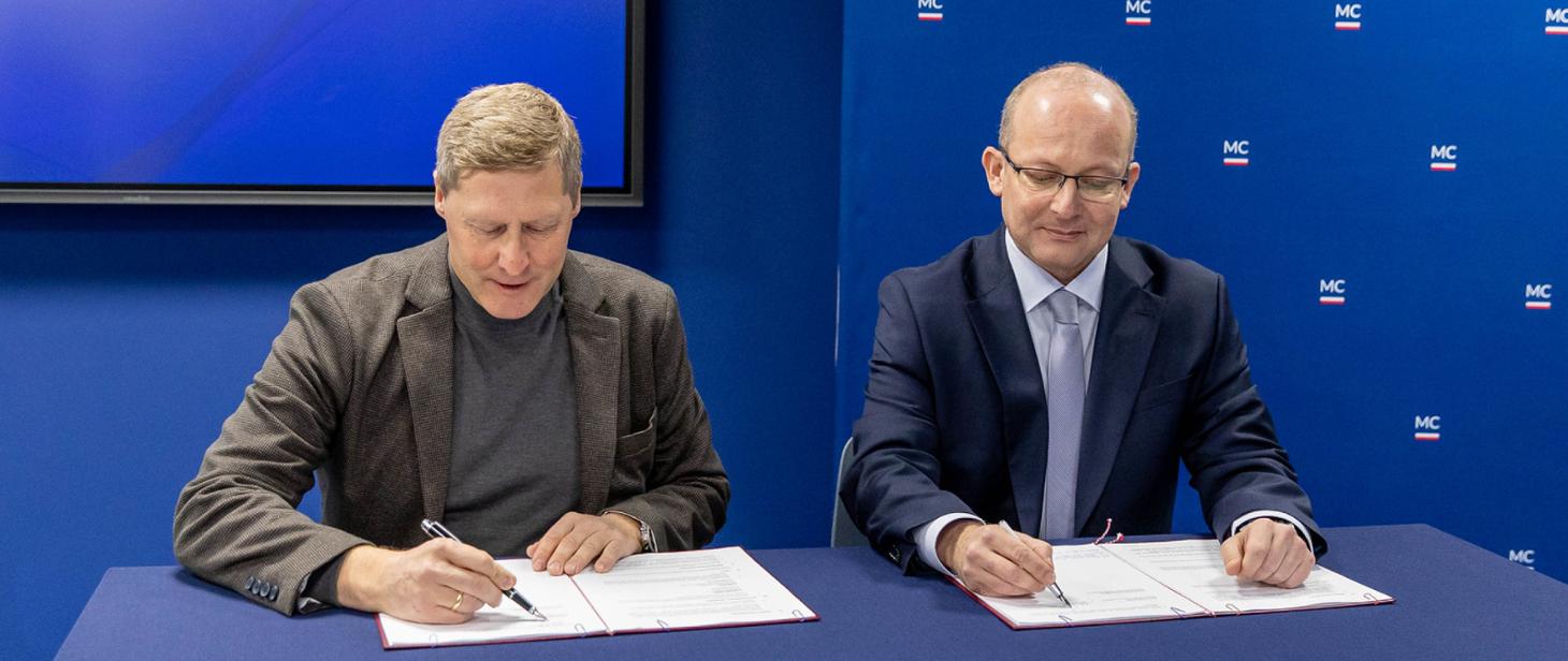 T-Mobile Polska kolejnym operatorem w programie PWCyber