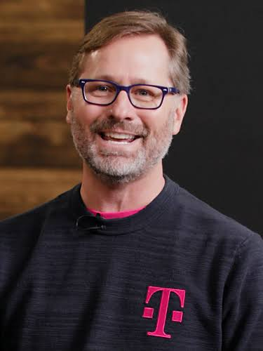 Mike Sievert żegna się z T-Mobile US
